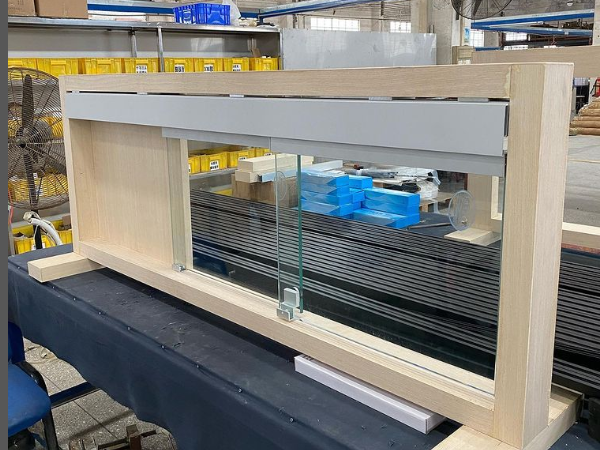 Sliding door sample