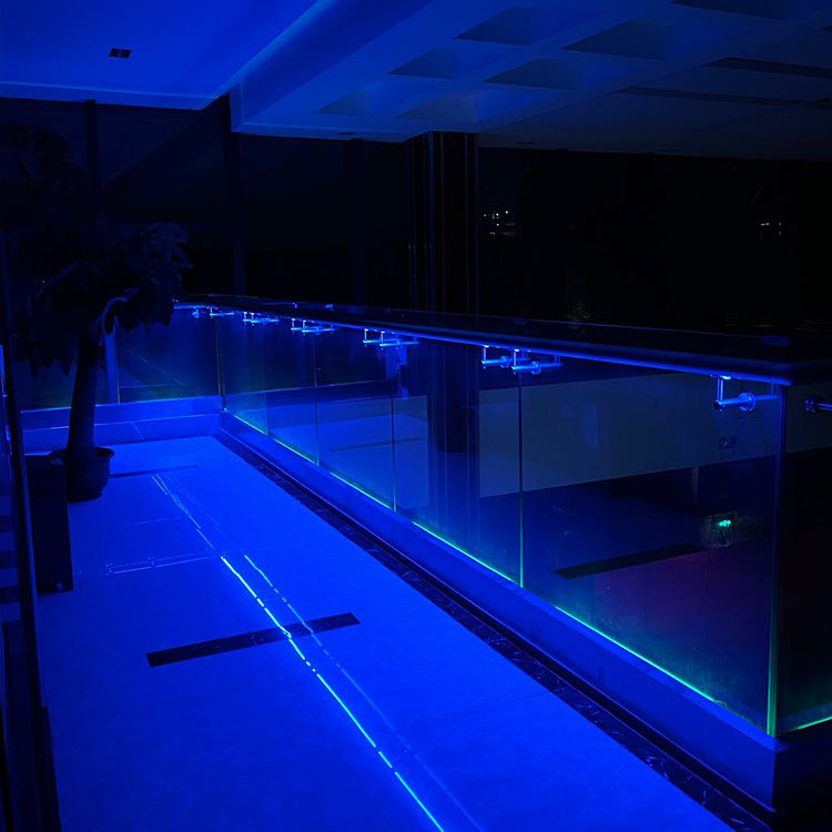 Frameless Tempered LED Glass Railing With LED Light Glass Balustrade Aluminum U Channel Railing Balcony