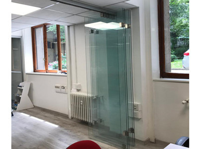 Embrace Openness with Frameless Folding Glass Doors