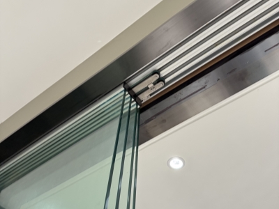 The Elegance and Functionality of Frameless Sliding Doors
