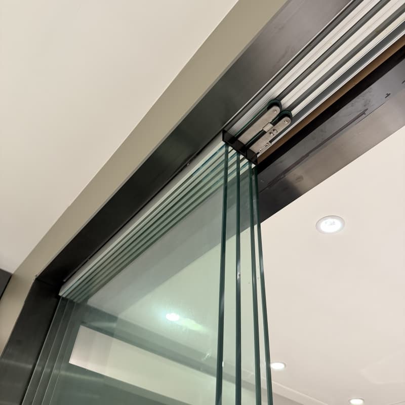 Luxury Redefined – Frameless Sliding Doors for 5-Star Hotels & Ultra-Modern Homes