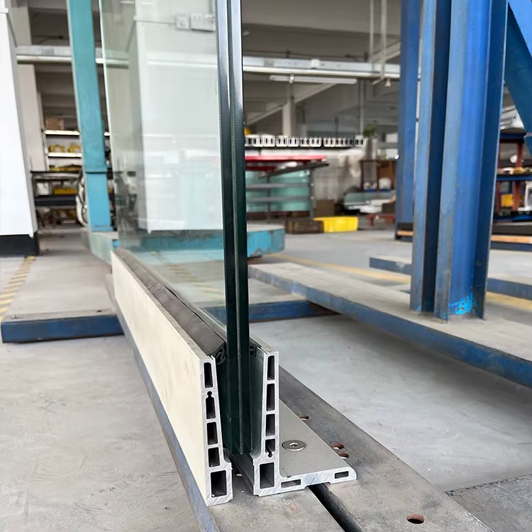 OEM Glass Railing Systems | Custom Frameless Glass Railings Manufacturer