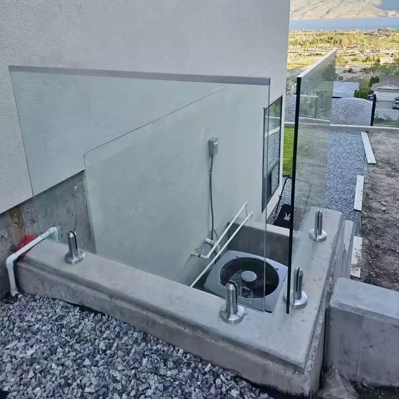 Modern Balcony Glass Railing Pool Fence Clamp Stainless Steel Spigot Railing Fittings